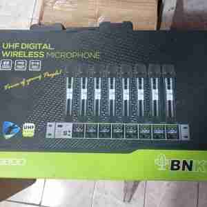 BNK ES800 UHF Digital Wireless Microphone System (8 Microphones)