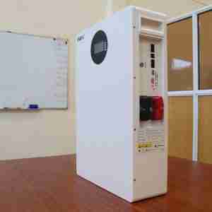 Yachu 5.12 kWh  51.2V 100Ah Lithium Battery